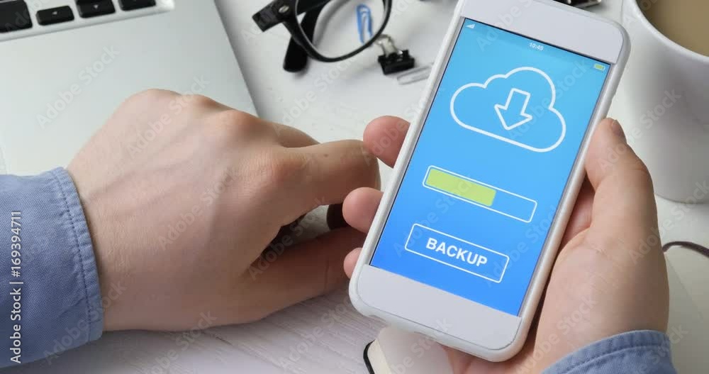 Doing backup of files on the smartphone