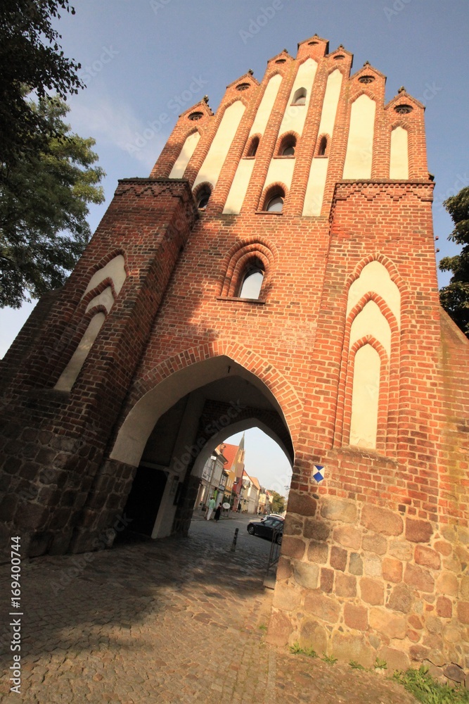 Viertorestadt Neubrandenburg, Neues Tor (Feldseite) Viertorestadt Neubrandenburg, Neues Tor (Feldseite)