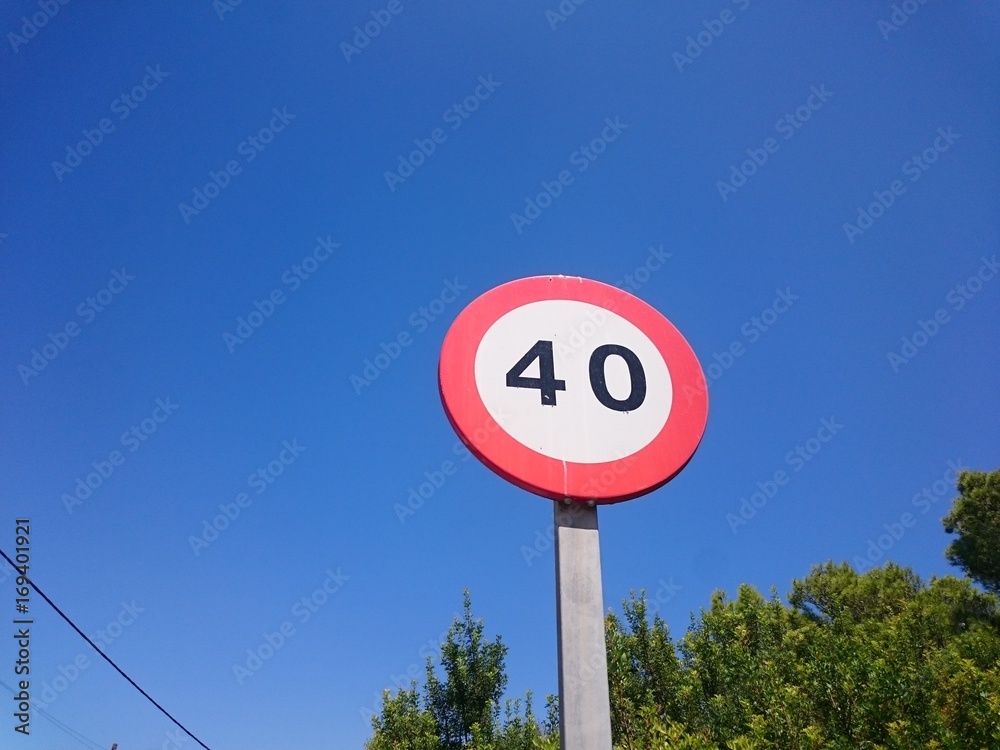 40 km speed sign