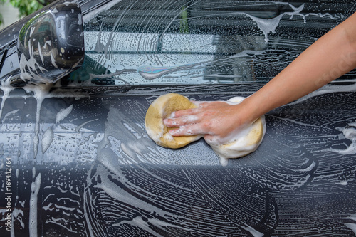 Obraz na plátně Wash the car.