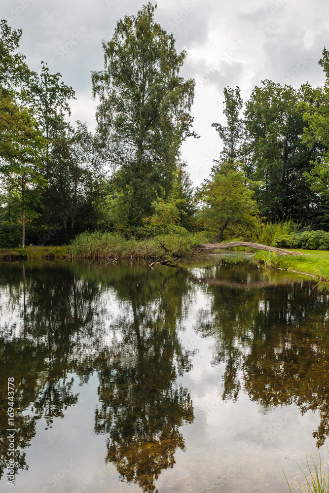 Tuinen van kasteel Cannenburg in de gemeente Vaassen Tuinen van kasteel Cannenburg in de gemeente Vaassen