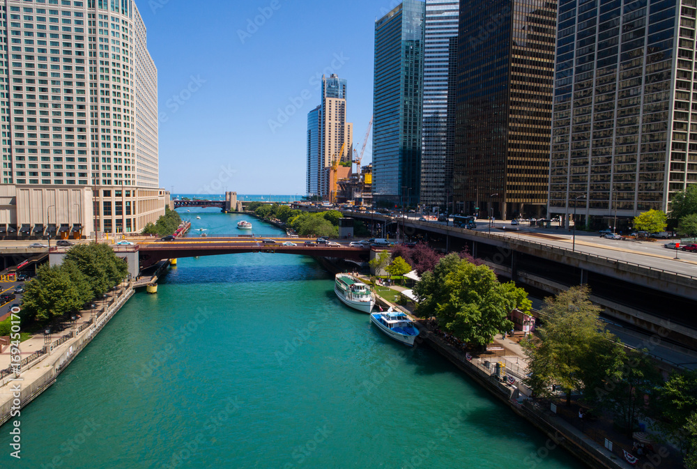 Fototapeta premium Cel podróży Chicago River
