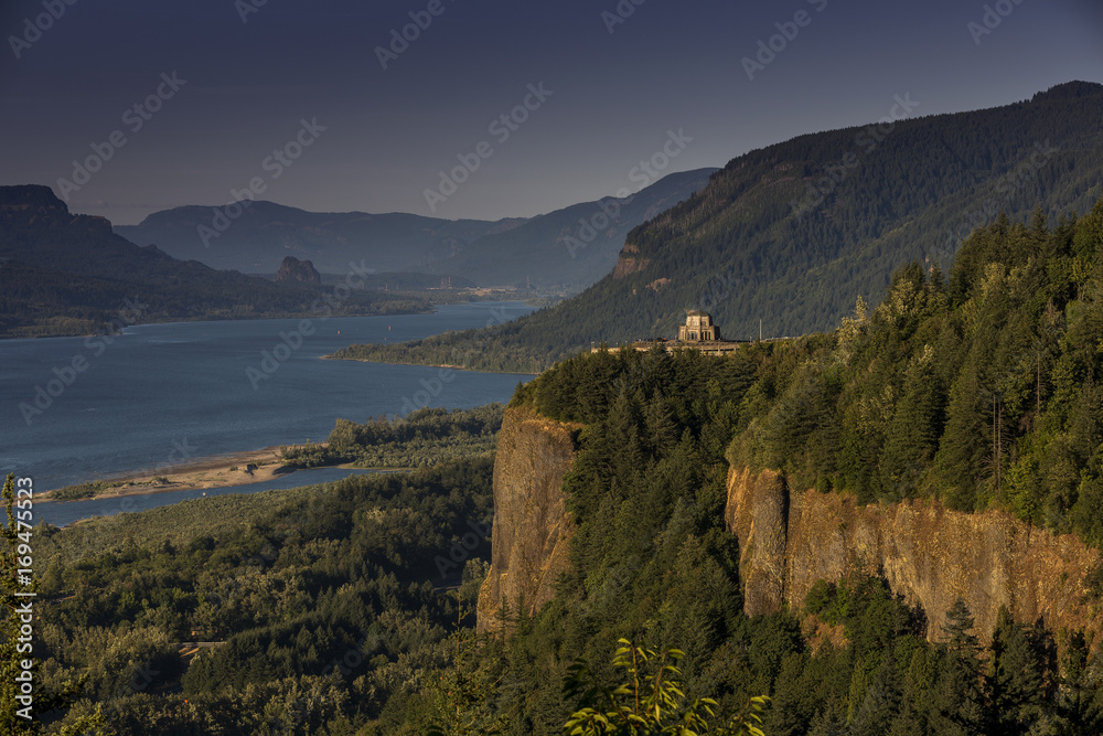 Fototapeta premium The Art Deco styled Vista House overlooks Oregon's Columbia River Gorge