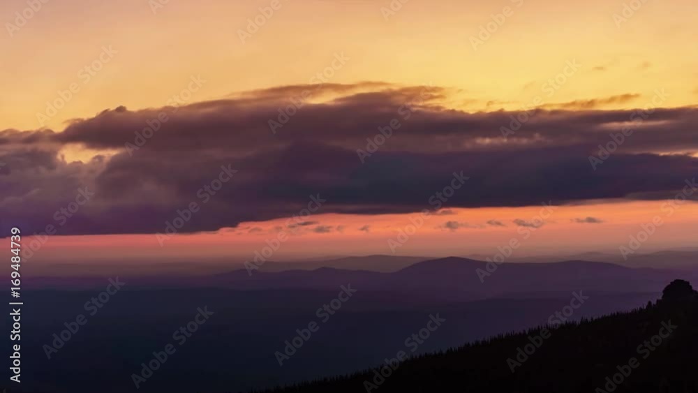 Spectacular sunset over mountain range in Sheregesh, Siberia 4k time-lapse 