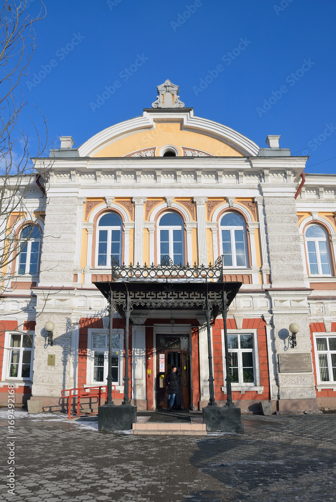 Иркутск, историческое здание, в котором с 1884 года располагалось Трапезниковское промышленное (техническое) училище