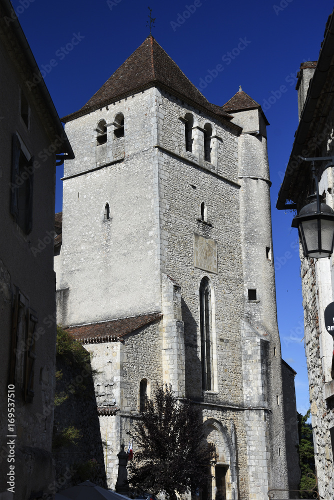 Saint-Cirq-Lapopie / Eglise fortifiée / Occitanie / France
