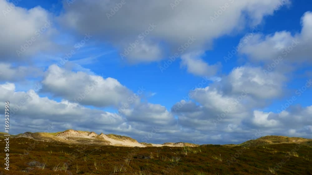 Sylt Nordsee - ziehende Wolken über Dünen Landschaft Wattenmeer Sylt Nordsee - ziehende Wolken über Dünen Landschaft Wattenmeer