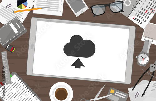 Schreibtisch mit Tablet - Wolke Upload