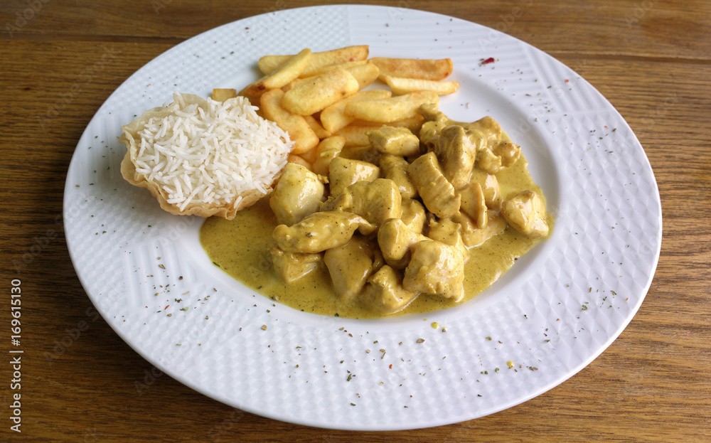 Curry chicken plate with steamed rice