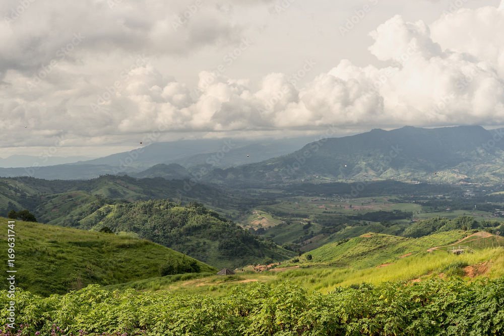 The beauty of mountains and clouds on Khao Kho.