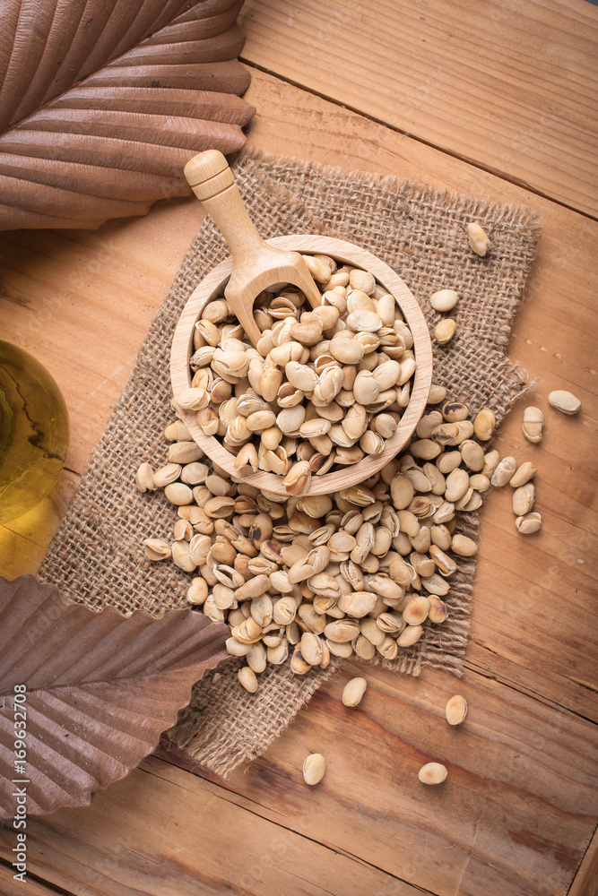 Soybeans with soybean oil Soybeans with soybean oil