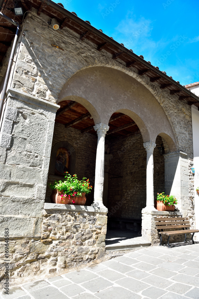 Fototapeta Średniowieczna wioska Cutigliano, Tuscany, Włochy