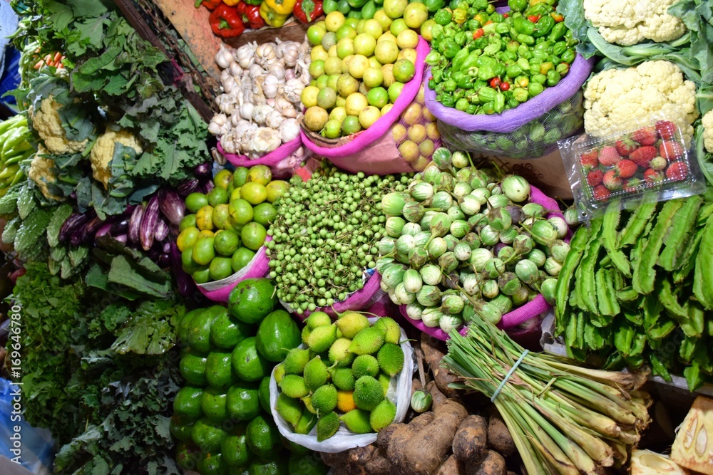 Gemüse und Obst auf dem Markt