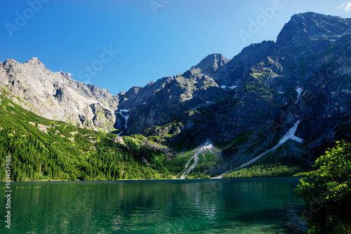 Fototapeta Naklejka Na Ścianę i Meble -  National Park. Travel in the mountains. Tatra Sea eye.