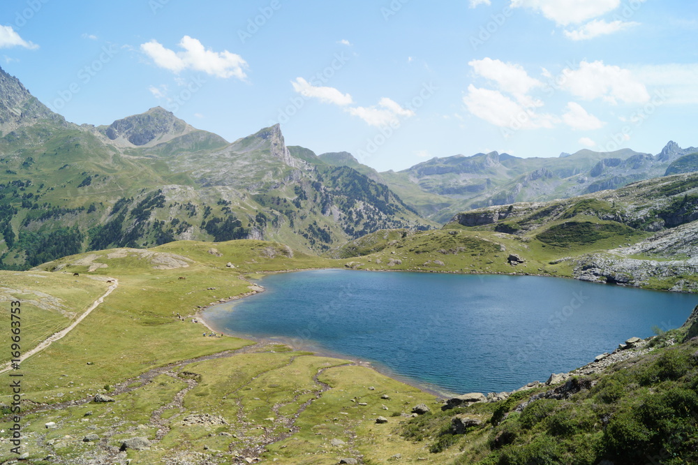 Pyrénées, lac, Ossau, montagne, ciel, bleu, pic, vert, lac, 