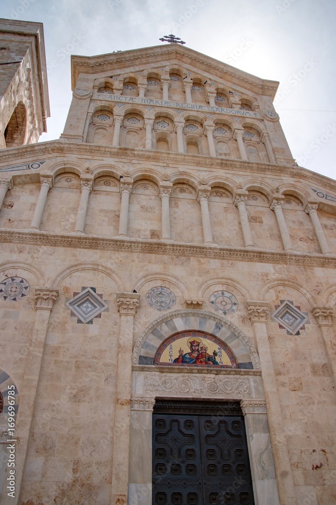 rues, monuments et églises de Cagliari, capitale de la Sardaigne