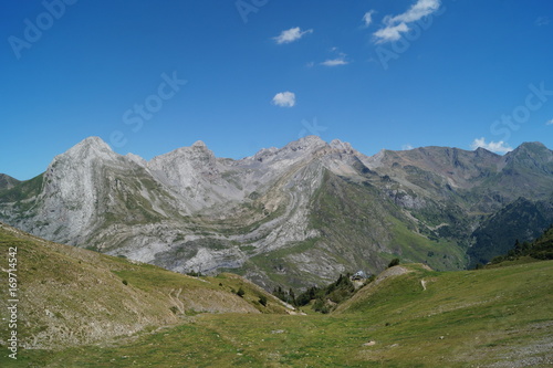 Pyrénées, pic, montagne, nuage, vert, ciel, bleu, Gabas