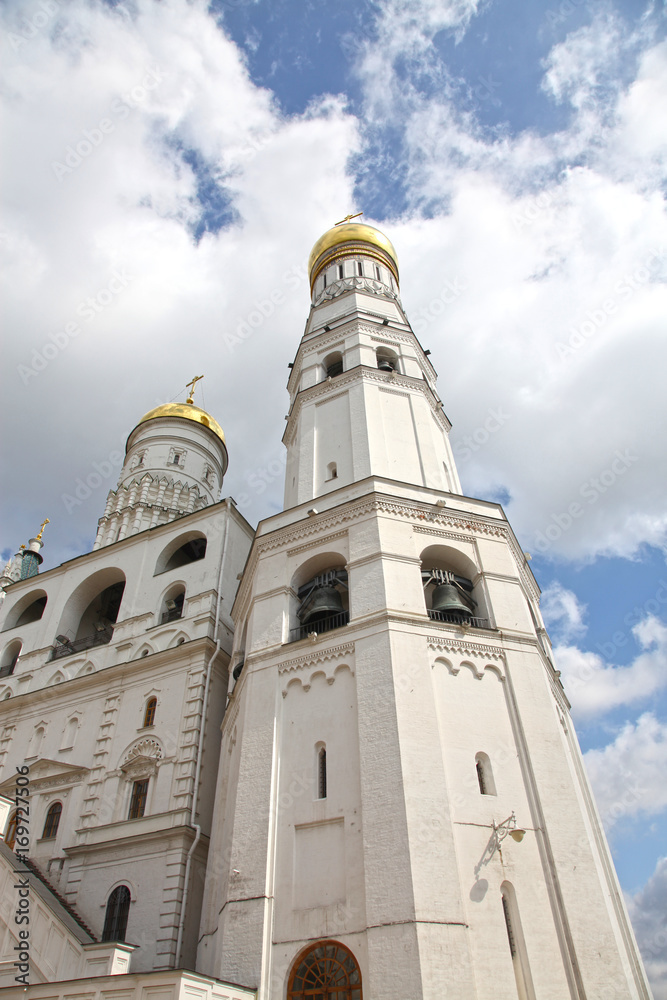 Fototapeta premium Ivan the Great Bell Tower in Moscow Kremlin