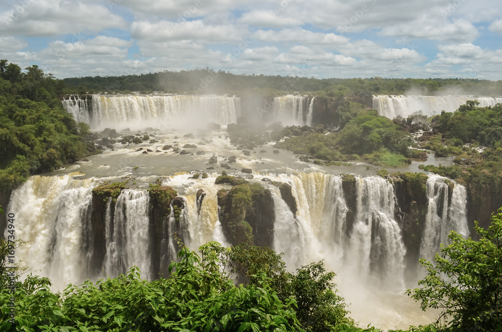 Paisagem das Cataratas do Iguaçu, cachoeira. Paisagem das Cataratas do Iguaçu, cachoeira.