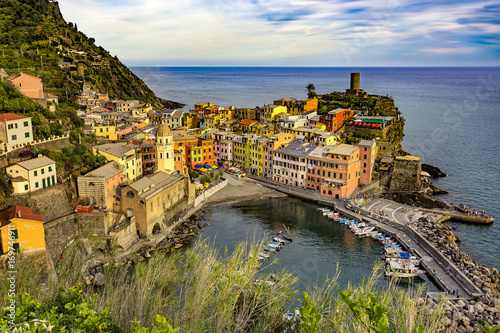 Italy. Cinque Terre (UNESCO World Heritage Site since 1997). Vernazza town (Liguria region), view from the northwest