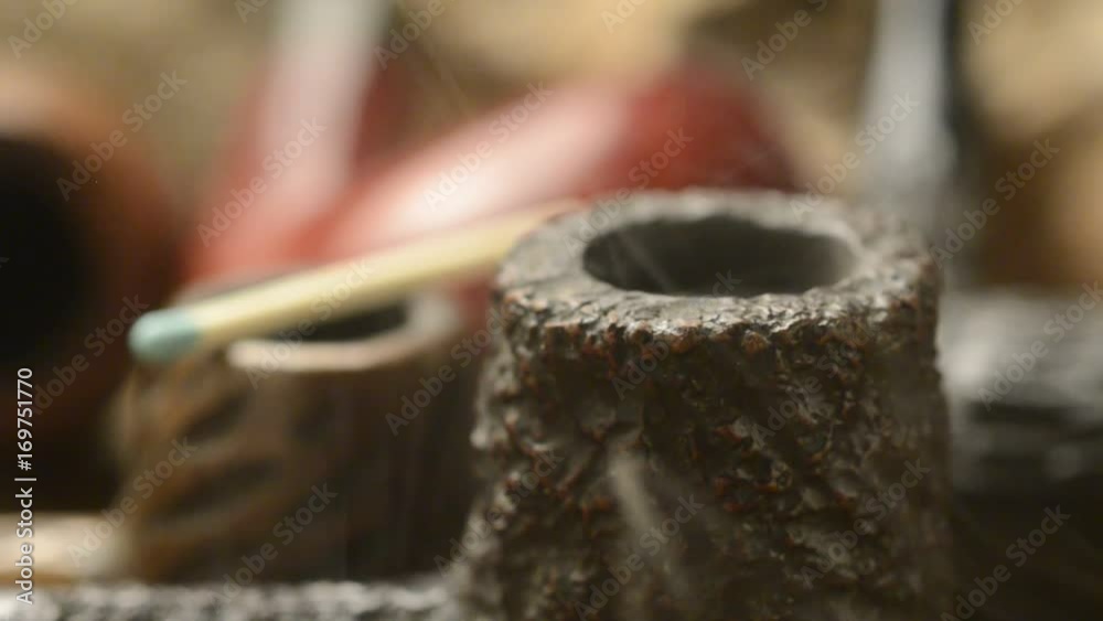 Cachimba Pipa Tobacco pipe Fajka Cachimbo video Tabakspfeife Rökpipa Fumo Pito Pijp Lula מקטרת Fumare 담뱃대 Smoke  rookgerei Курительная трубка 烟斗 パイプ  たばこ غليون التدخين