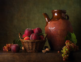 Still life with pears and grapes
