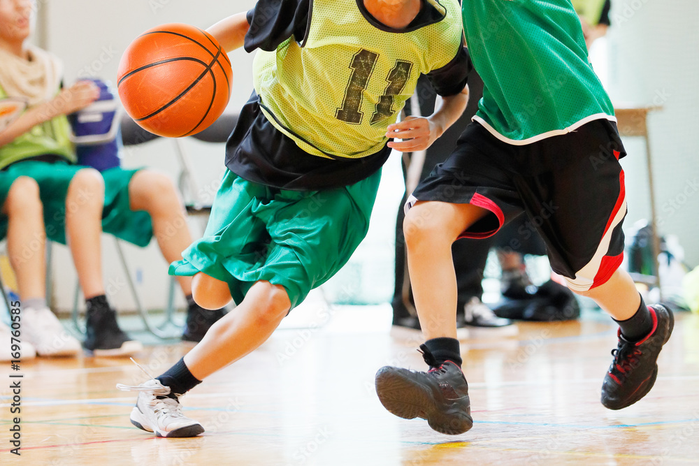 Naklejka premium バスケットボールの試合
