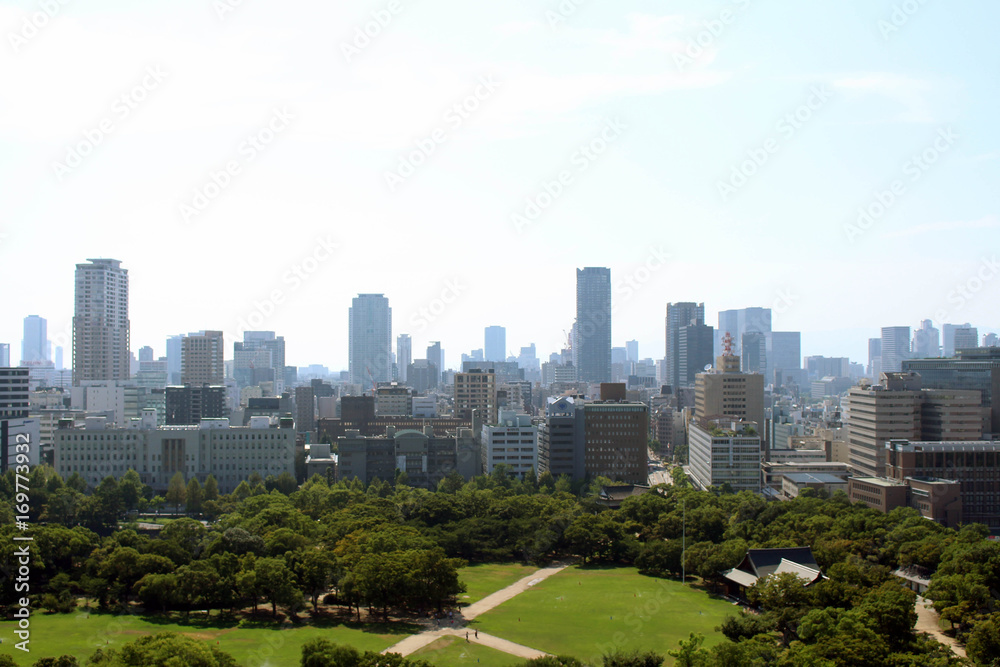 Obraz premium The frame of skyline of Osaka, taken from Osaka Castle