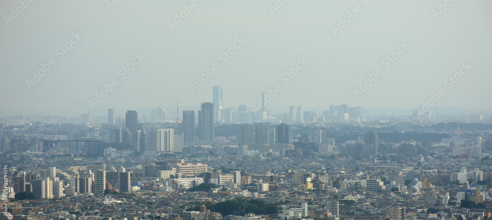 日本の都市景観「東京都内から望む横浜みなとみらい２１などの風景」