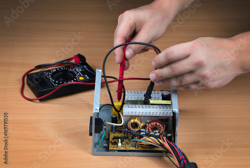 Checking the electrical circuit with a measuring instrument