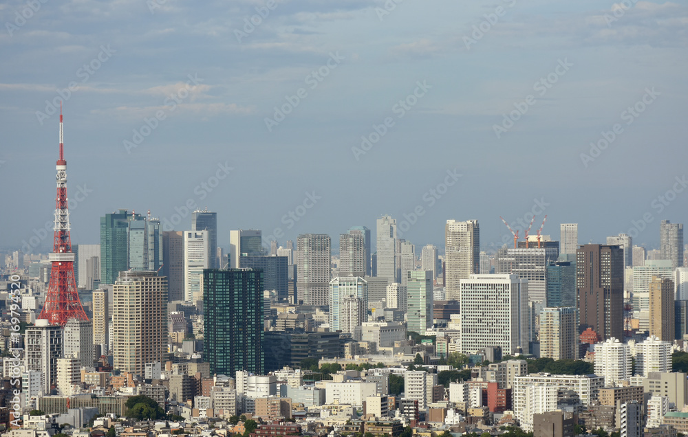 日本の東京都市風景「港区などの街並みを望む」（汐留など）