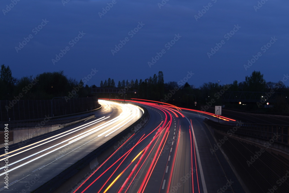 Autobahn Lichtgeschwindigkeit