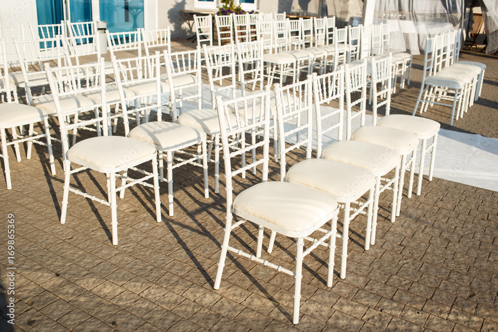 Naklejka premium chairs for wedding guests at the ceremony