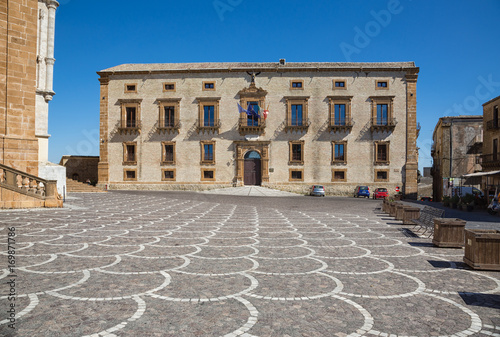 фотографія Piazza Armerina (Sicily, Italy) - The town hall Palazzo di Città