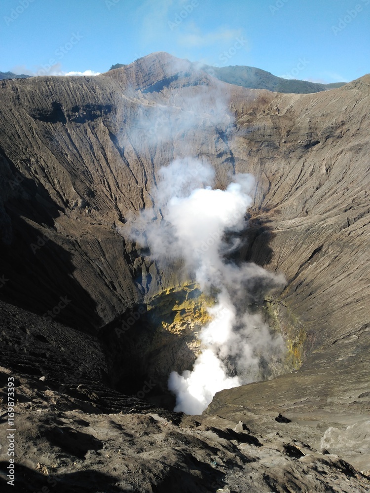 Active volcano creater. Mountain Bromo, Jawa. Volcán Bromo. Java, Indonesia. Volcán en activo Bromo. Java, Indonesia.