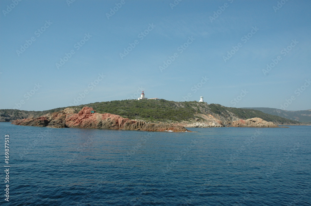 Phare de la Chiappa, appelé aussi phare de Porto Vecchio en Corse du Sud, sur l'île de Corse, France
