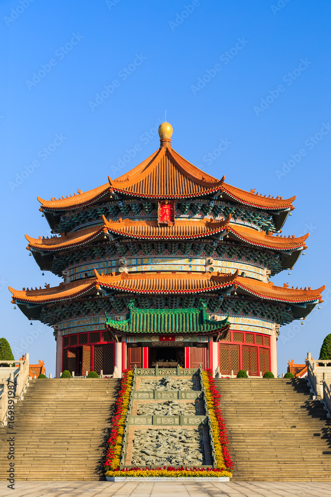 Fototapeta premium Chinese style round three stories hall