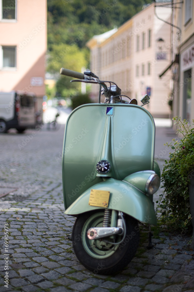 Moped/Roller in Altstadt, Vintage