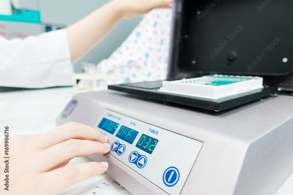 PCR robot for genetic analysis of biological samples in a medical laboratory PCR robot for genetic analysis of biological samples in a medical laboratory