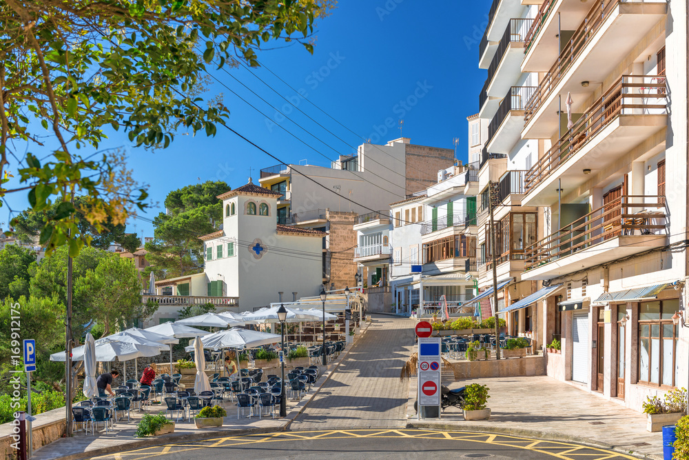 Pedestrian plaza in Cala Figuera - Mallorca – 4348 Pedestrian plaza in Cala Figuera - Mallorca – 4348