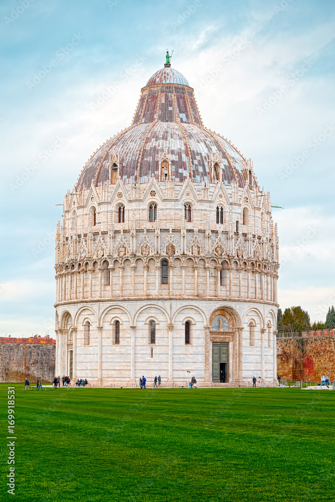 Baptistery of St. John, Square of Miracles, Pisa (super wide angle)
