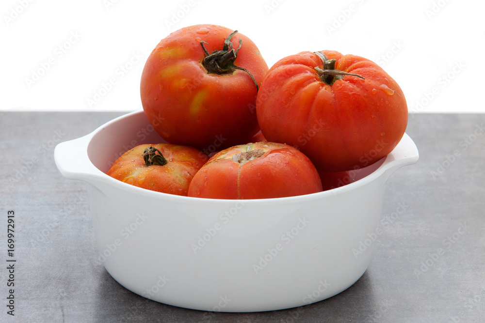 Tomatoes Tomatoes
