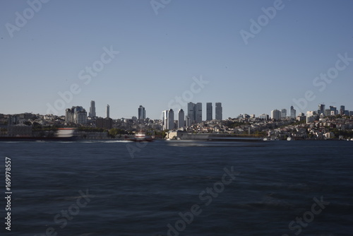 Istanbul Bosphorus Sea © murattellioglu