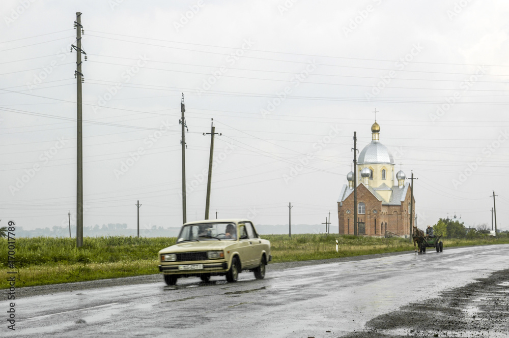 Einsame Strasse, Orthodoxe Kirche, Ukraine, Westukraine