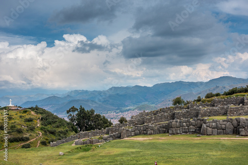 Ruinen von Sacsayhuamán hoch über Cusco photo