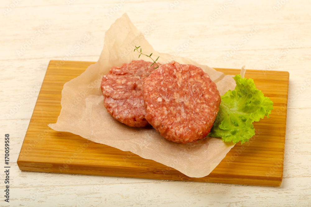 Raw cutlet