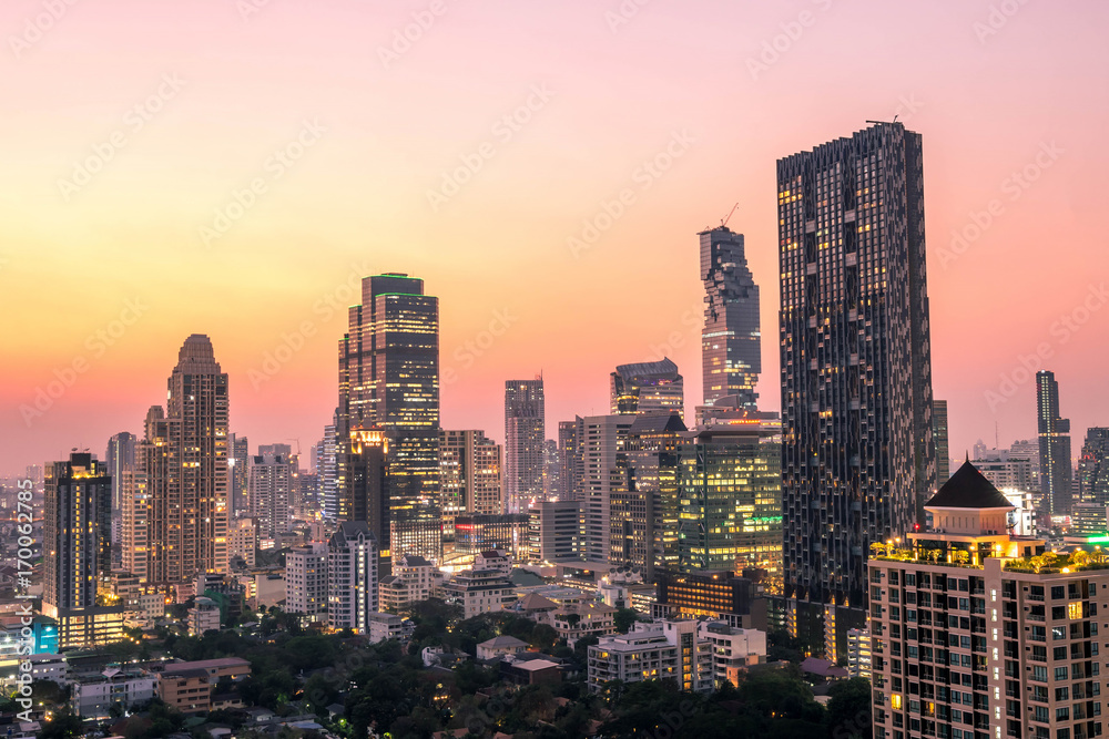 Fototapeta premium cityscape of Bangkok city at night , landscape Thailand