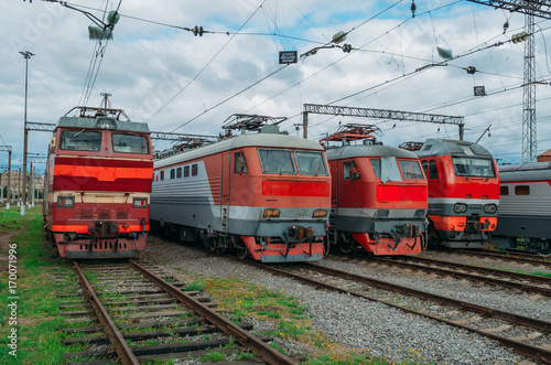 Electric locomotives are lined up on the railway