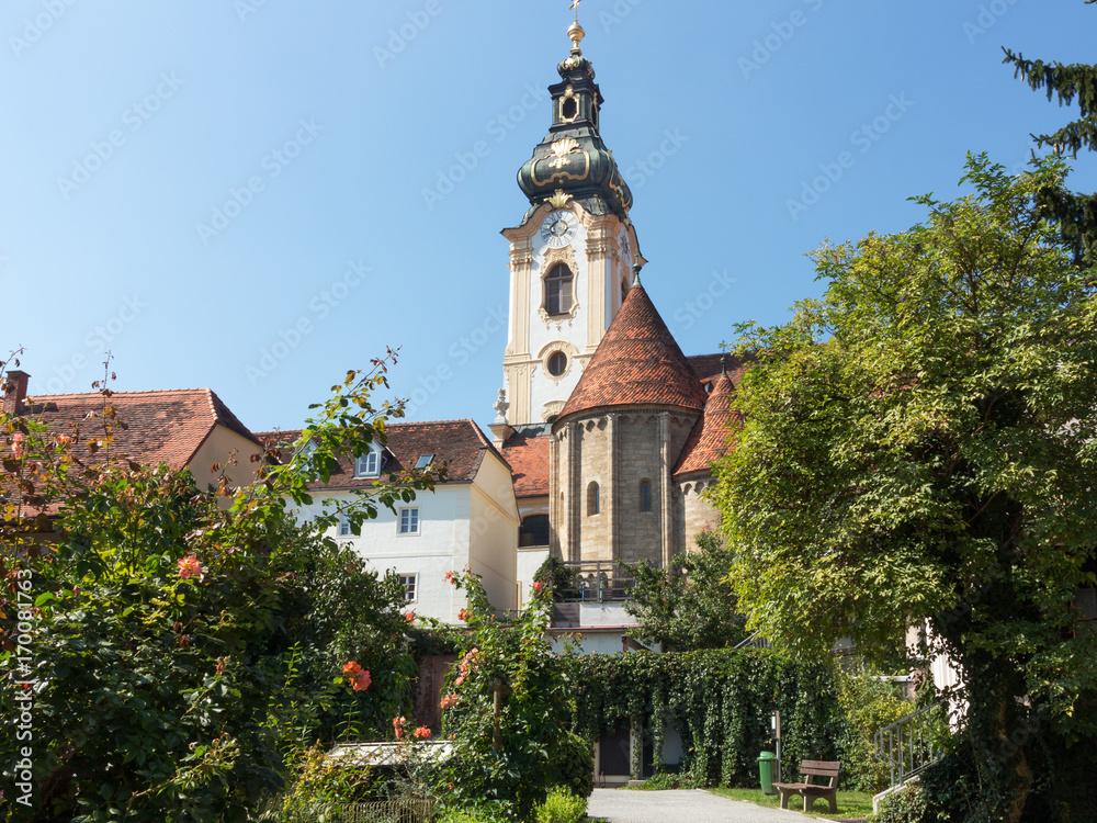 Blick auf Kirche und Karner von Hartberg, Steiermark