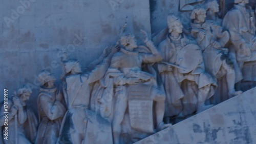 Wallpaper Mural monument to colon in lisboa Torontodigital.ca